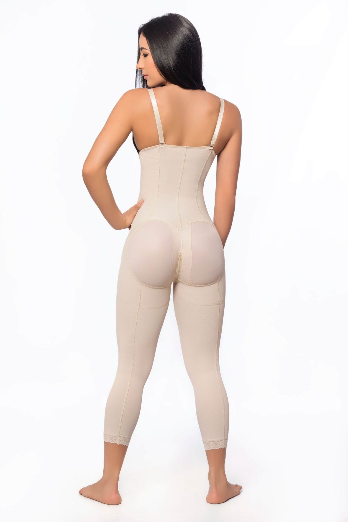 Under knee faja with suspender straps and hook closure - Image 5