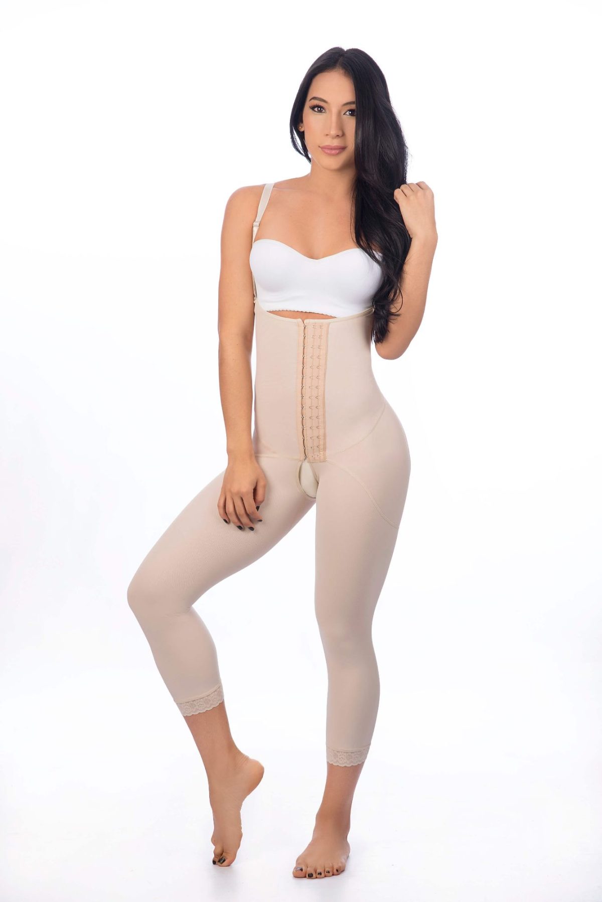Under knee faja with suspender straps and hook closure - Image 2